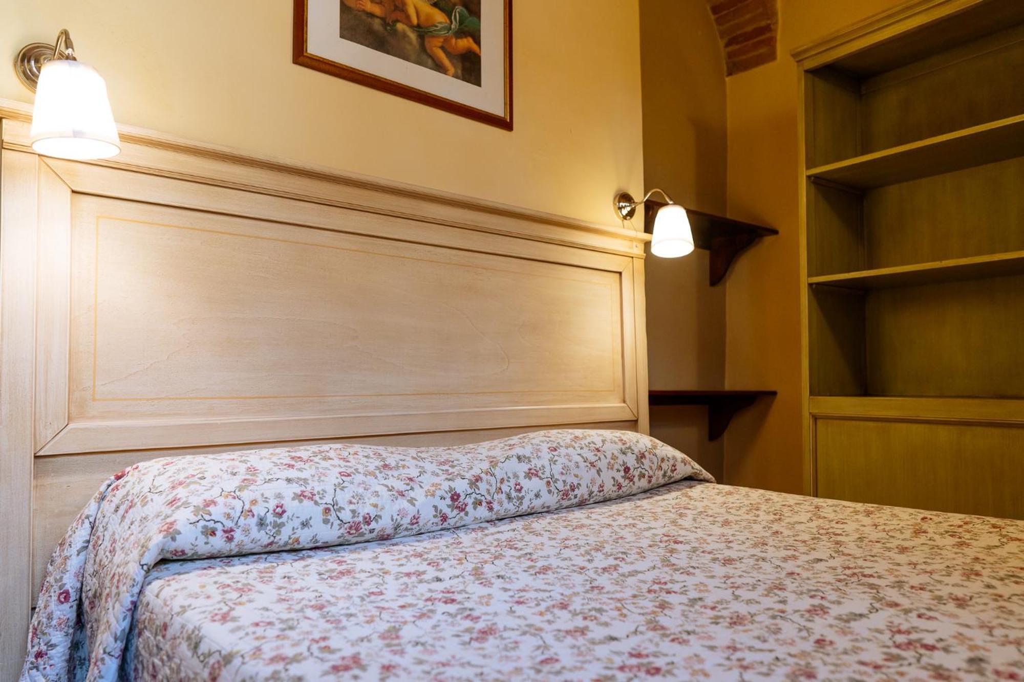 Villa Le Beringhe - Wine Pool & Relax Colle Val D'Elsa Exterior photo